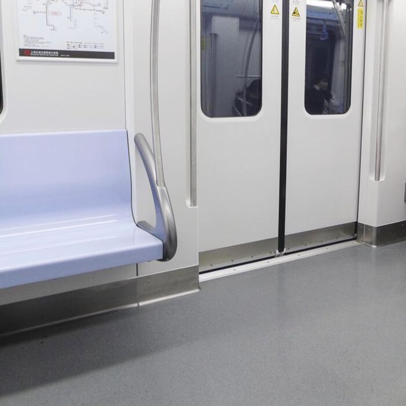 Glue Down Bus Vinyl Flooring Commercial Safety Flooring With Homogeneous Felt Back