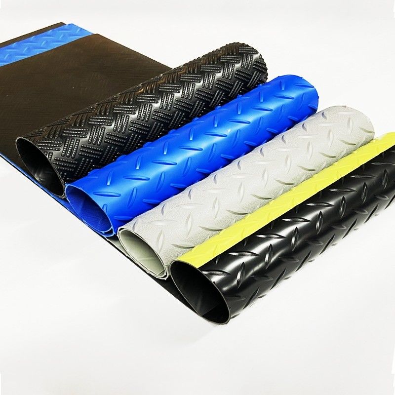 Black Rubber Garage Flooring Rolls 1.22m Width Rubber Gym Floor Rolls 4mm Thick