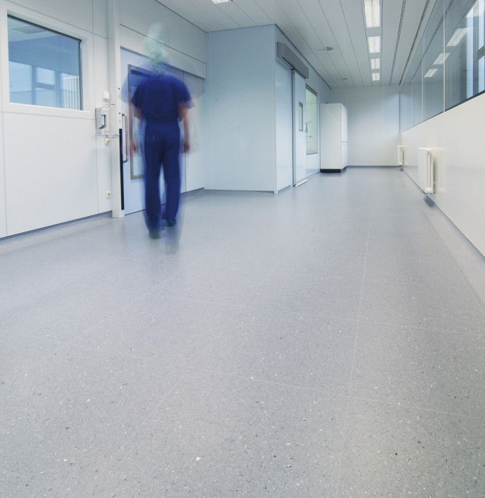 Plastic Flooring Relle Hospital Grade Linoleum Homogeneous Vinyl PVC Flooring Italy Plank