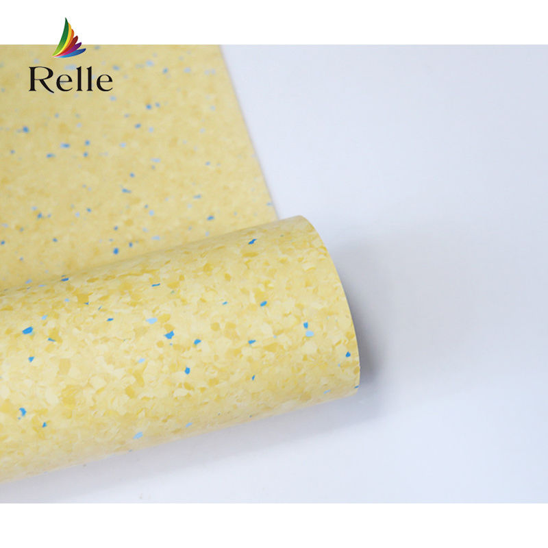 Modern Indoor Plastic Flooring Roll with PUR Coating Provided by and 2-4mm Thickness